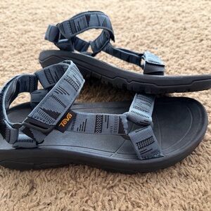 Teva Hurricane XLT2 Sandals 9